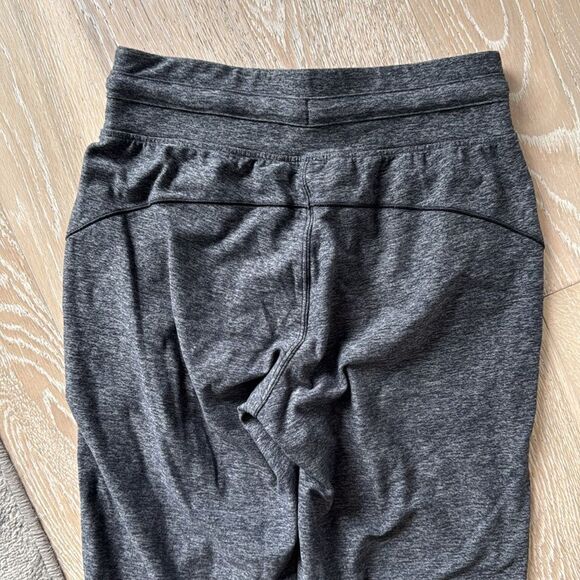 lululemon Ready to Rulu Jogger 7/8 Heathered Grey Sz4 - Picture 7 of 12